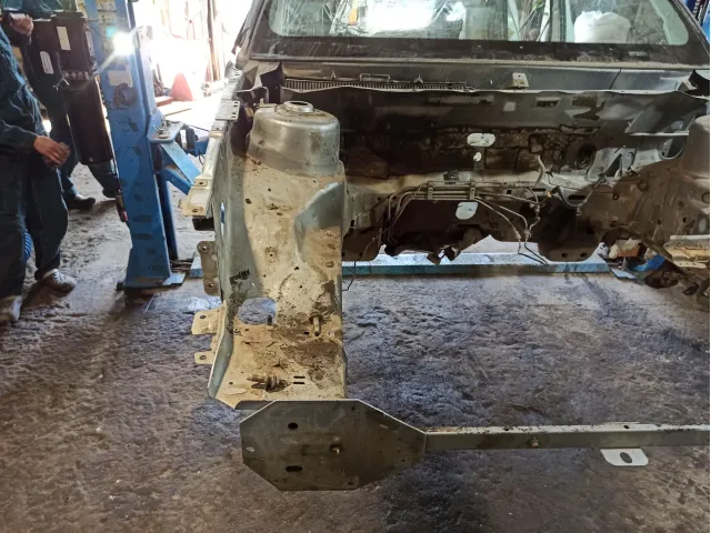 Лонжерон передний правый Ford Mondeo