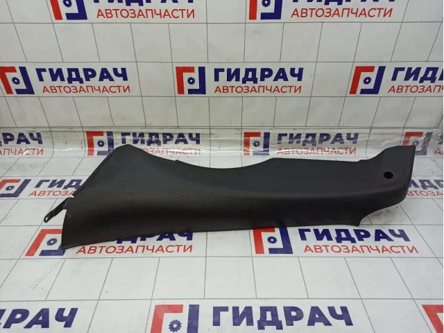 Обшивка стойки задней левой нижняя Ford Mondeo 1227003