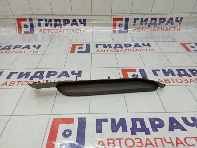 Накладка торпедо правая Ford Mondeo 1343285