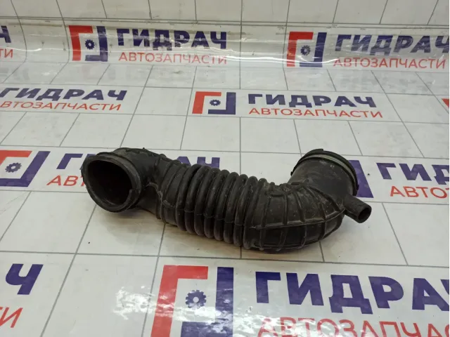 Патрубок воздушного фильтра Ford Mondeo 1330332