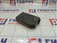 Крышка блока предохранителей Ford Mondeo 1372047