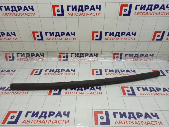 Накладка бампера заднего центральная Ford Mondeo 1415603