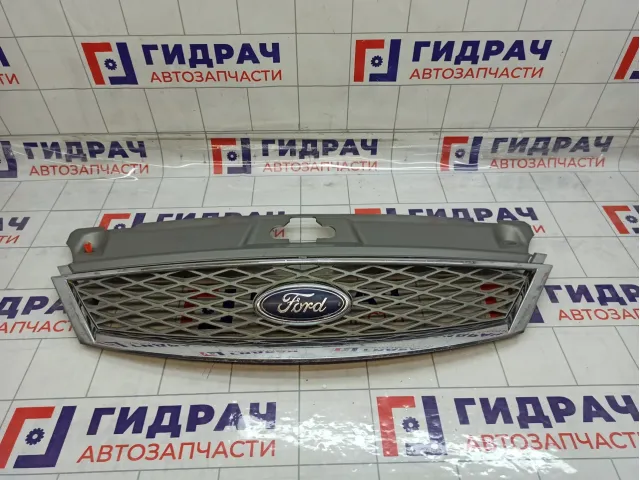 Решетка в бампер Ford Mondeo 1325136