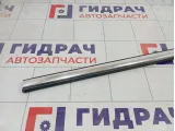 Накладка стекла переднего левого Ford Mondeo 1786403