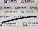 Уплотнитель стекла переднего правого Ford Mondeo 1486609