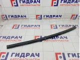 Уплотнитель стекла переднего правого Ford Mondeo 1486609