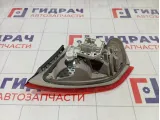 Фонарь задний внутренний левый Ford Mondeo 1486771