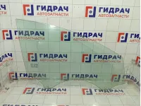 Стекло двери передней правой Ford Mondeo 1507907