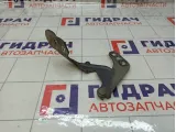 Петля капота левая Ford Mondeo 1667709