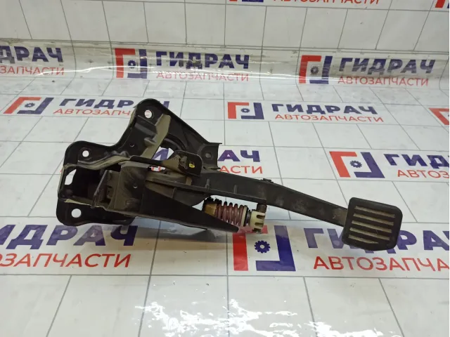 Педаль сцепления Ford Mondeo 1824152