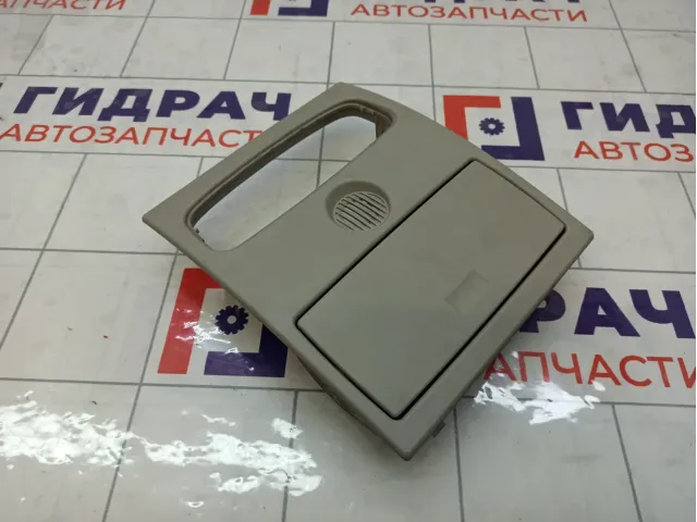 Очечник Ford Mondeo 1680570