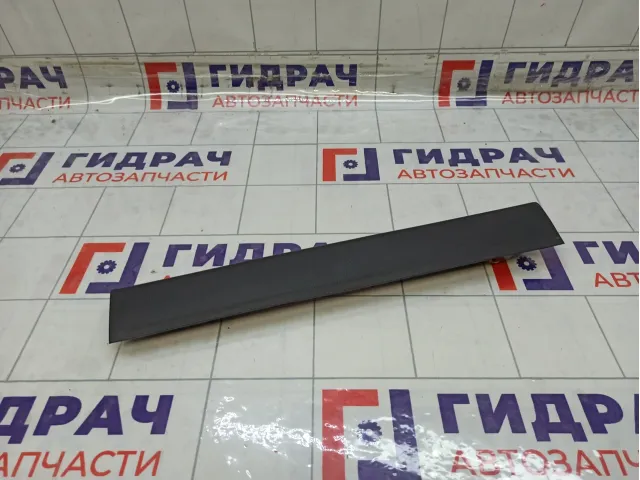 Накладка порога внутренняя правая Ford Mondeo 1501264
