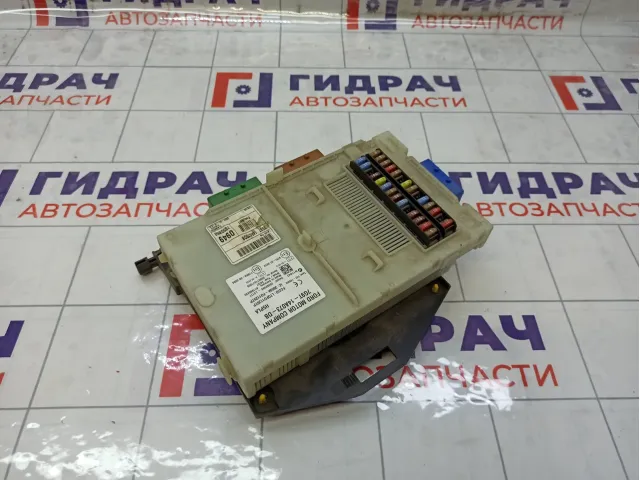 Блок предохранителей Ford Mondeo 7G9T14A073DB