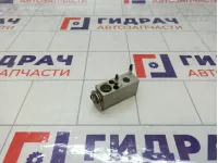 Клапан кондиционера Ford Mondeo 1573305