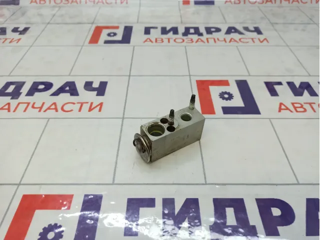 Клапан кондиционера Ford Mondeo 1573305