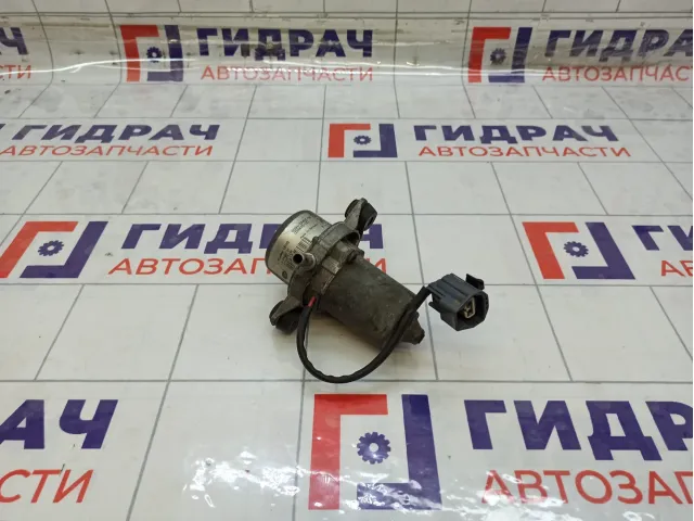 Насос вакуумный Ford Mondeo 1381408