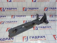 Пыльник двигателя боковой левый Ford Mondeo 4 (BD) 6M2111779AJ