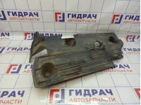 Пыльник двигателя боковой правый Ford Mondeo 4 (BD) 6M2111778AH