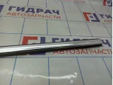 Накладка стекла переднего правого Ford Mondeo 4 (BD) 1742006