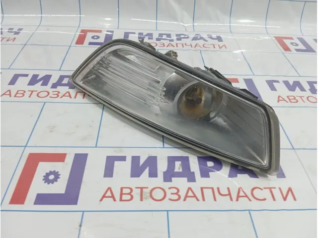 Фара противотуманная левая Ford Mondeo 4 (BD) 1521705