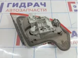 Фонарь задний внутренний правый Ford Mondeo 4 (BD) 1486766
