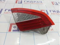 Фонарь задний внутренний левый Ford Mondeo 4 (BD) 1486771