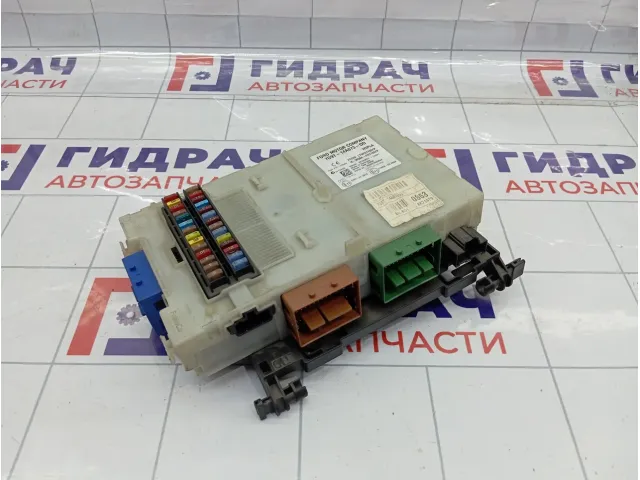 Блок предохранителей Ford Mondeo 7G9T14A073DD