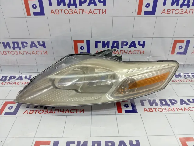 Фара левая Ford Mondeo 1802036