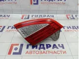Фонарь задний внутренний левый Ford Mondeo 1486772