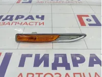 Повторитель на крыло левый Ford Mondeo 7S7113K354BD
