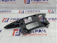 Кронштейн бампера передний левый Ford Mondeo 7S7117E857AD