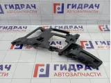 Кронштейн бампера передний левый Ford Mondeo 7S7117E857AD