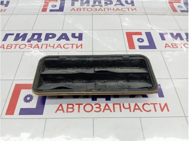 Решетка вентиляционная Ford Mondeo 1776177