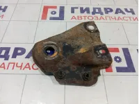 Кронштейн растяжки столбов правый Ford Mondeo 1506655