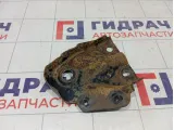 Кронштейн растяжки столбов левый Ford Mondeo 1506656