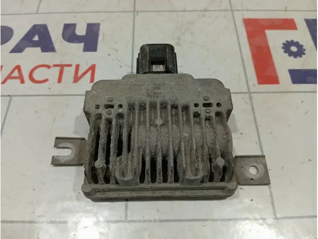 Блок управления топливным насосом Ford Mondeo 1479482