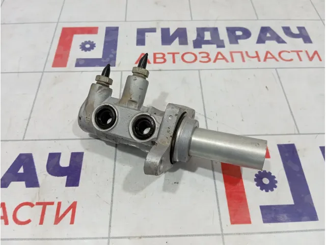 Цилиндр тормозной главный Ford Mondeo 1846217