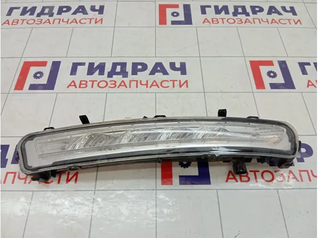Фара дневного света правая Ford Mondeo BS7113B218AE
