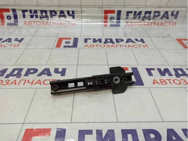 Механизм регулировки ремня безопасности Ford Mondeo 1689695