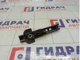Механизм регулировки ремня безопасности Ford Mondeo 1689695
