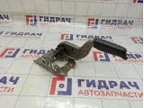 Рычаг, педаль стояночного тормоза Ford Mondeo 1700772