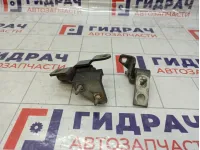 Петли двери задней правой Ford Mondeo