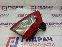 Фонарь задний внутренний левый Ford Mondeo 1744244
