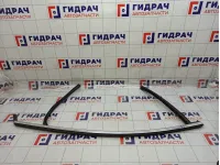 Уплотнитель стекла переднего правого Ford Mondeo 1769311