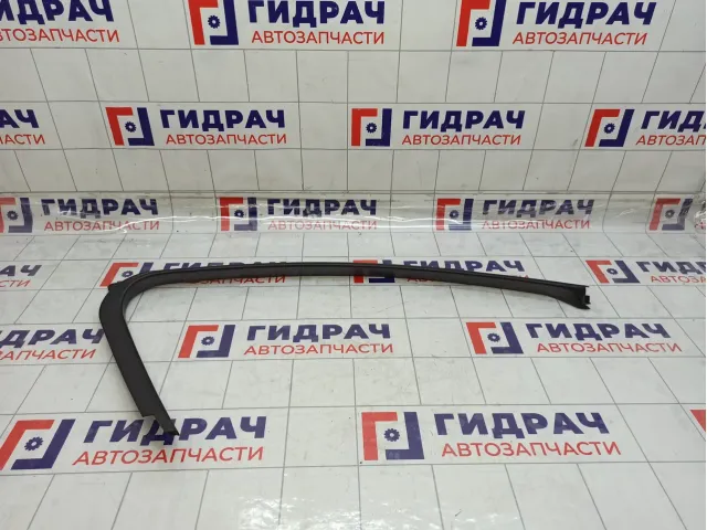 Накладка двери передней левой Ford Mondeo 1509347