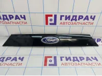 Накладка крышки багажника Ford Mondeo (BD) 1714868