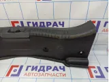 Обшивка багажника на заднюю панель Ford Mondeo (BD) 1498302