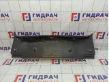 Обшивка багажника на заднюю панель Ford Mondeo (BD) 1498302