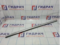 Накладка стекла переднего левого Ford Mondeo (BD) 1786403