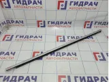 Накладка стекла переднего правого Ford Mondeo (BD) 1742006
